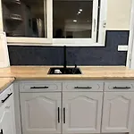 Zen Mayar House Centre Апартаменты