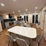 Zen Mayar House Centre Апартаменты